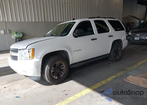 2008 Chevrolet Tahoe Ls из США, поврежденный, VIN 1GNFK13048J231468